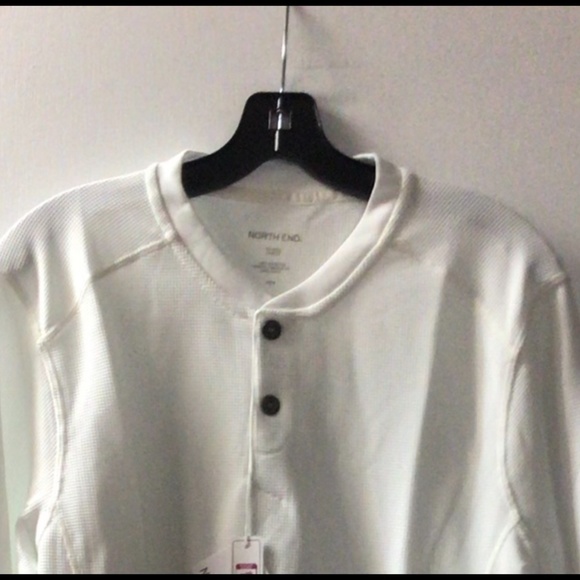 🌟 Performance Waffle Knit Henley - Picture 4 of 9